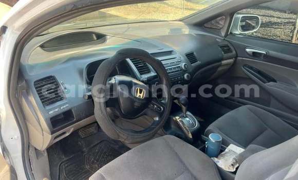 Buy Used Honda Civic White Car in Accra in Greater Accra Buy Used Honda Civic White Car in Accra in Greater Accra