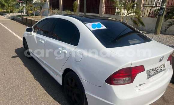 Buy Used Honda Civic White Car in Accra in Greater Accra Buy Used Honda Civic White Car in Accra in Greater Accra