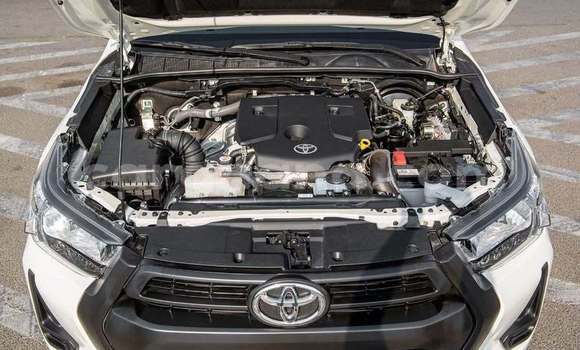 Buy Used Toyota Hilux White Car in Accra in Greater Accra Buy Used Toyota Hilux White Car in Accra in Greater Accra