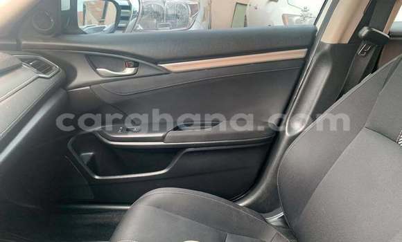 Buy Used Honda Civic White Car in Accra in Greater Accra Buy Used Honda Civic White Car in Accra in Greater Accra