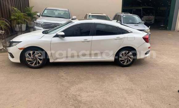 Buy Used Honda Civic White Car in Accra in Greater Accra Buy Used Honda Civic White Car in Accra in Greater Accra