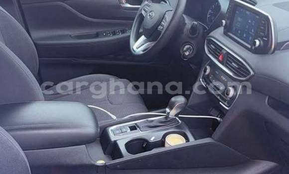 Buy Used Hyundai Santa Fe White Car in Accra in Greater Accra Buy Used Hyundai Santa Fe White Car in Accra in Greater Accra