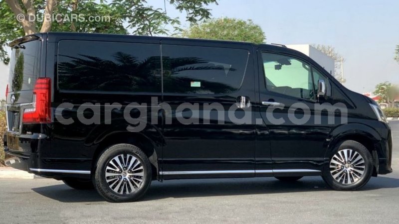 Big with watermark toyota granvia ashanti import dubai 10911