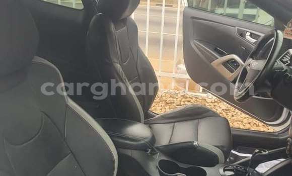 Buy Used Hyundai Veloster White Car in Accra in Greater Accra Buy Used Hyundai Veloster White Car in Accra in Greater Accra