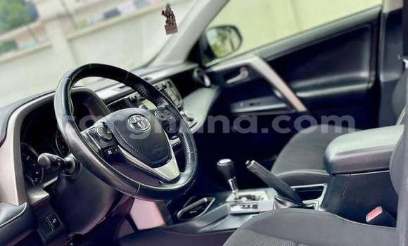Ra Àlòkù Toyota RAV4 Blue Ọkọ̀ in Accra ni Greater Accra Ra Àlòkù Toyota RAV4 Blue Ọkọ̀ in Accra ni Greater Accra
