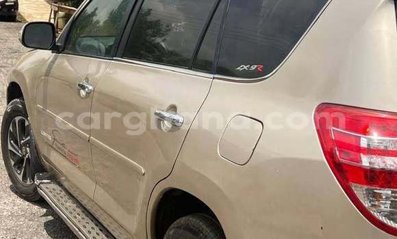 Ra Àlòkù Toyota RAV4 Miiran Ọkọ̀ in Accra ni Greater Accra Ra Àlòkù Toyota RAV4 Miiran Ọkọ̀ in Accra ni Greater Accra