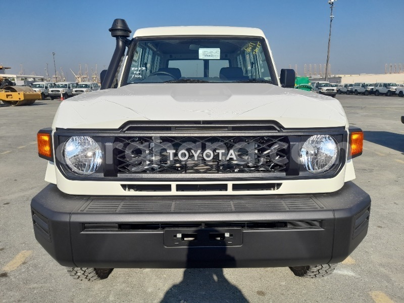 Big with watermark toyota land cruiser greater accra accra 60683