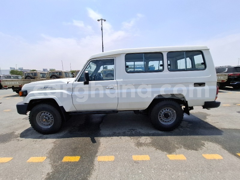 Big with watermark toyota land cruiser greater accra accra 60683