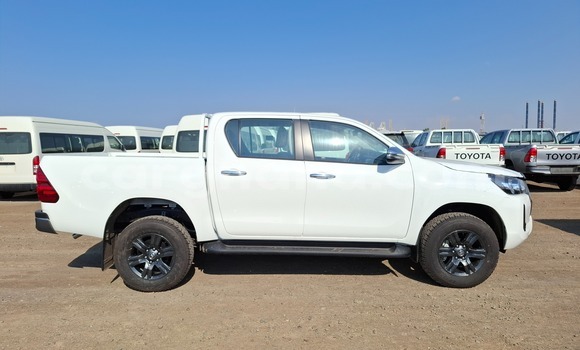 Buy New Toyota Hilux White Car in Accra in Greater Accra Buy New Toyota Hilux White Car in Accra in Greater Accra