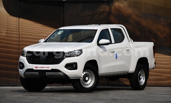 Ra Tuntun Peugeot Partner funfun Ọkọ̀ in Kumasi ni Ashanti