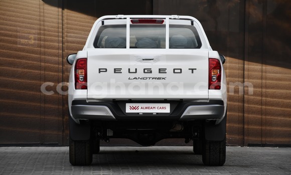 Sayi Sabo Peugeot Partner White Mota in Kumasi a Ashanti Sayi Sabo Peugeot Partner White Mota in Kumasi a Ashanti