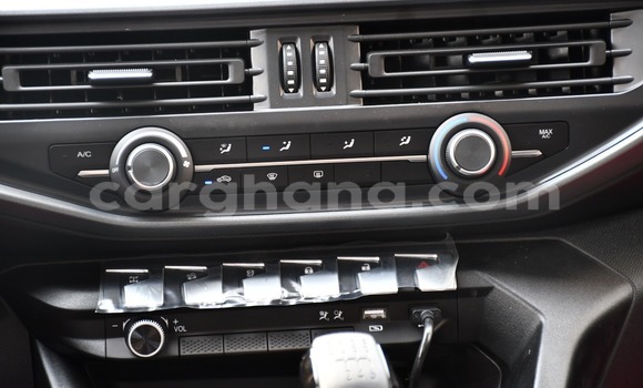 Sayi Sabo Peugeot Partner White Mota in Kumasi a Ashanti Sayi Sabo Peugeot Partner White Mota in Kumasi a Ashanti