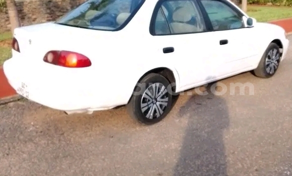 Ra Àlòkù Toyota Corolla funfun Ọkọ̀ in Ada Foah ni Greater Accra Ra Àlòkù Toyota Corolla funfun Ọkọ̀ in Ada Foah ni Greater Accra