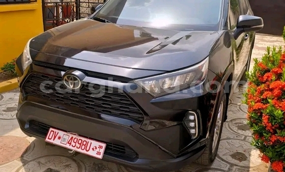 Ra Àlòkù Toyota RAV4 Black Ọkọ̀ in Accra ni Greater Accra Ra Àlòkù Toyota RAV4 Black Ọkọ̀ in Accra ni Greater Accra