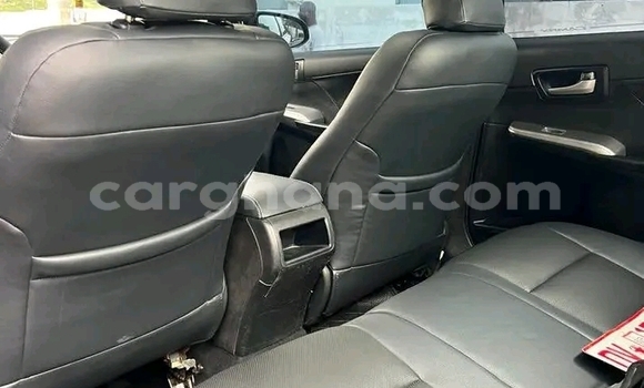 Sayi Na hannu Toyota Camry Black Mota in Accra a Greater Accra