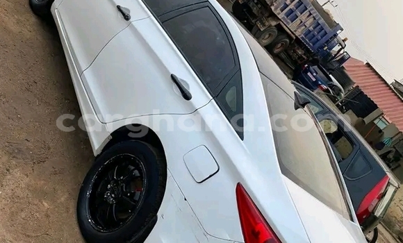 Ra Àlòkù Hyundai Sonata funfun Ọkọ̀ in Accra ni Greater Accra Ra Àlòkù Hyundai Sonata funfun Ọkọ̀ in Accra ni Greater Accra