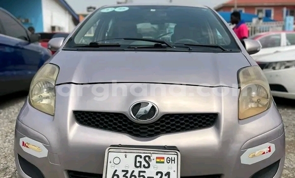Ra Àlòkù Toyota Vitz Miiran Ọkọ̀ in Accra ni Greater Accra Ra Àlòkù Toyota Vitz Miiran Ọkọ̀ in Accra ni Greater Accra