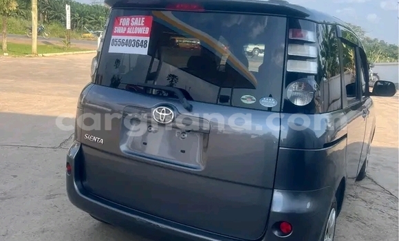 Buy Used Toyota Sienta Black Car in Accra in Greater Accra Buy Used Toyota Sienta Black Car in Accra in Greater Accra