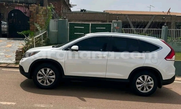 Buy Used Honda HR–V White Car in Accra in Greater Accra Buy Used Honda HR–V White Car in Accra in Greater Accra