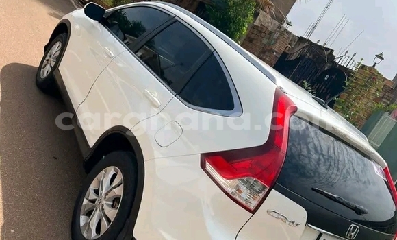 Buy Used Honda HR–V White Car in Accra in Greater Accra Buy Used Honda HR–V White Car in Accra in Greater Accra