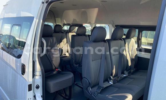Buy New Toyota Grand HiAce White Car in Kumasi in Ashanti Buy New Toyota Grand HiAce White Car in Kumasi in Ashanti