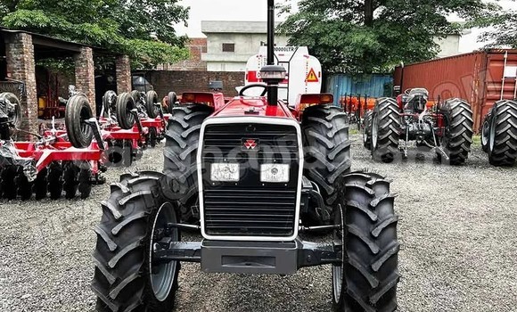 Buy Used Caterpillar 120 Red Truck in Accra in Greater Accra Buy Used Caterpillar 120 Red Truck in Accra in Greater Accra