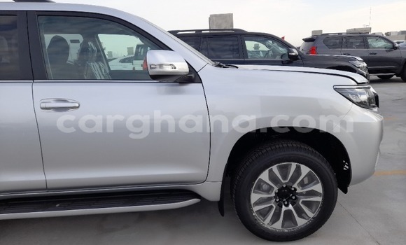 Buy Used Toyota Land Cruiser Prado White Car in Accra in Greater Accra Buy Used Toyota Land Cruiser Prado White Car in Accra in Greater Accra