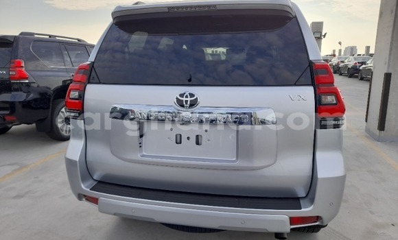 Buy Used Toyota Land Cruiser Prado White Car in Accra in Greater Accra Buy Used Toyota Land Cruiser Prado White Car in Accra in Greater Accra