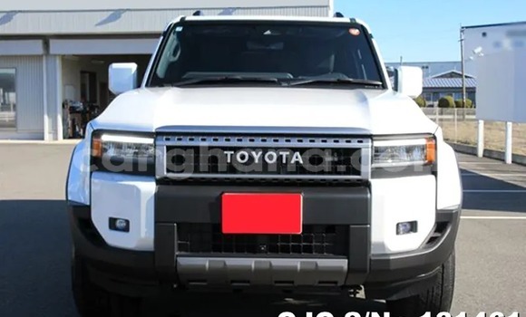Buy New Toyota Land Cruiser White Car in Accra in Greater Accra Buy New Toyota Land Cruiser White Car in Accra in Greater Accra