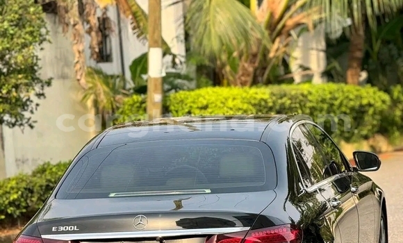 Buy Used Mercedes-Benz E200 Black Car in Accra in Greater Accra Buy Used Mercedes-Benz E200 Black Car in Accra in Greater Accra