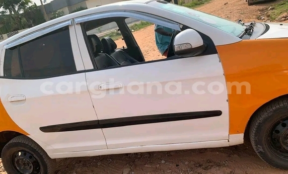 Buy Used Kia Morning White Car in Abura in Central Buy Used Kia Morning White Car in Abura in Central