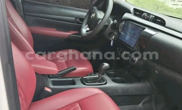 Buy Used Toyota Hilux Black Car in Accra in Greater Accra Buy Used Toyota Hilux Black Car in Accra in Greater Accra