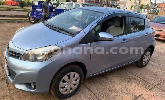 Buy Used Toyota Vitz Blue Car in Accra in Greater Accra Buy Used Toyota Vitz Blue Car in Accra in Greater Accra