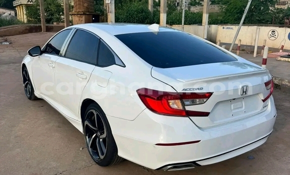 Buy Used Honda Accord White Car in Accra in Greater Accra Buy Used Honda Accord White Car in Accra in Greater Accra