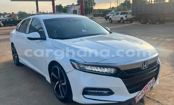 Buy Used Honda Accord White Car in Accra in Greater Accra Buy Used Honda Accord White Car in Accra in Greater Accra
