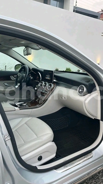 Big with watermark mercedes benz 300cd greater accra accra 60802