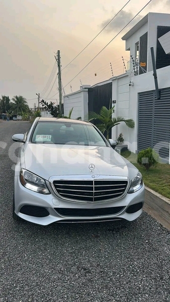 Big with watermark mercedes benz 300cd greater accra accra 60802