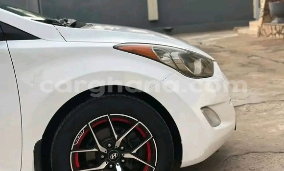 Buy Used Hyundai Elantra White Car in Accra in Greater Accra Buy Used Hyundai Elantra White Car in Accra in Greater Accra