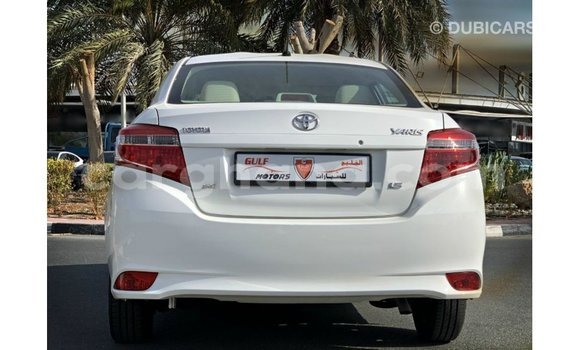 Ra Imported Toyota Yaris funfun Ọkọ̀ in Import - Dubai ni Ashanti Ra Imported Toyota Yaris funfun Ọkọ̀ in Import - Dubai ni Ashanti