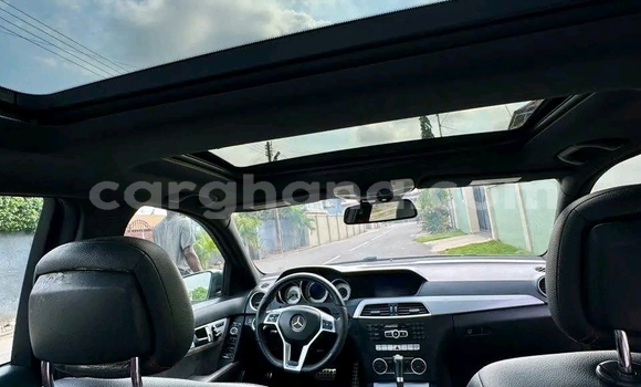 Buy Used Mercedes‒Benz 300–Series Black Car in Accra in Greater Accra Buy Used Mercedes‒Benz 300–Series Black Car in Accra in Greater Accra