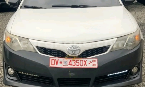Buy Used Toyota Camry White Car in Accra in Greater Accra Buy Used Toyota Camry White Car in Accra in Greater Accra