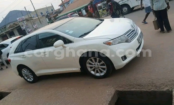 Buy Used Toyota Venza White Car in Accra in Greater Accra Buy Used Toyota Venza White Car in Accra in Greater Accra