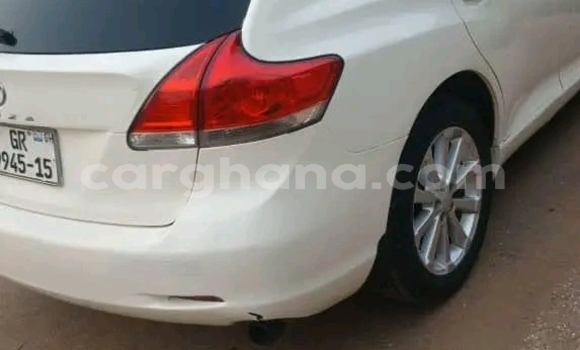 Buy Used Toyota Venza White Car in Accra in Greater Accra Buy Used Toyota Venza White Car in Accra in Greater Accra
