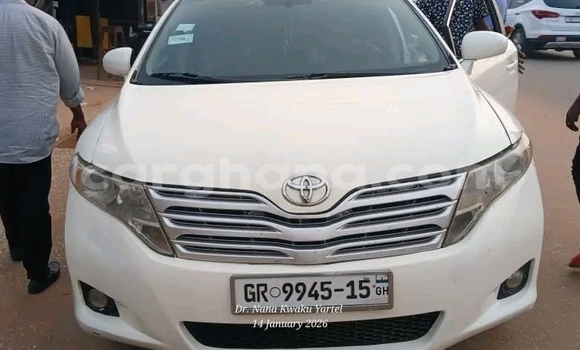 Buy Used Toyota Venza White Car in Accra in Greater Accra Buy Used Toyota Venza White Car in Accra in Greater Accra