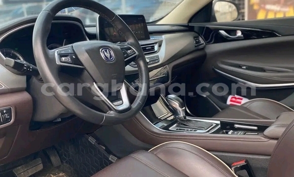 Buy Used Changan CM-8 White Car in Accra in Greater Accra Buy Used Changan CM-8 White Car in Accra in Greater Accra