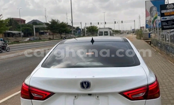 Buy Used Changan CM-8 White Car in Accra in Greater Accra Buy Used Changan CM-8 White Car in Accra in Greater Accra