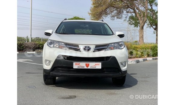 Buy Import Toyota 4Runner White Car in Import - Dubai in Ashanti Buy Import Toyota 4Runner White Car in Import - Dubai in Ashanti