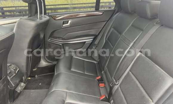 Buy Used Mercedes-Benz E-Classe White Car in Accra in Greater Accra Buy Used Mercedes-Benz E-Classe White Car in Accra in Greater Accra