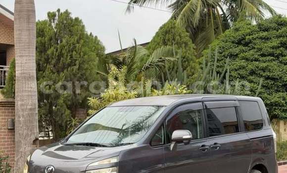 Buy Used Toyota Voxy Other Car in Accra in Greater Accra