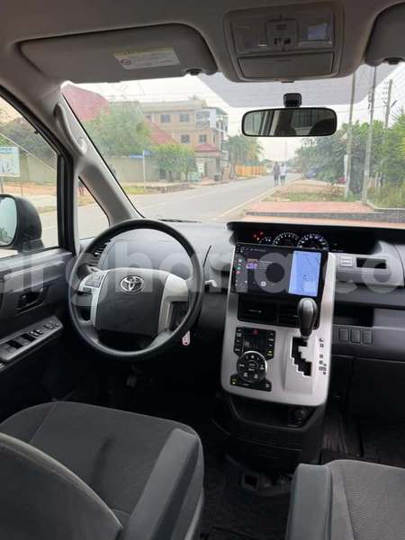 Big with watermark toyota voxy greater accra accra 60865